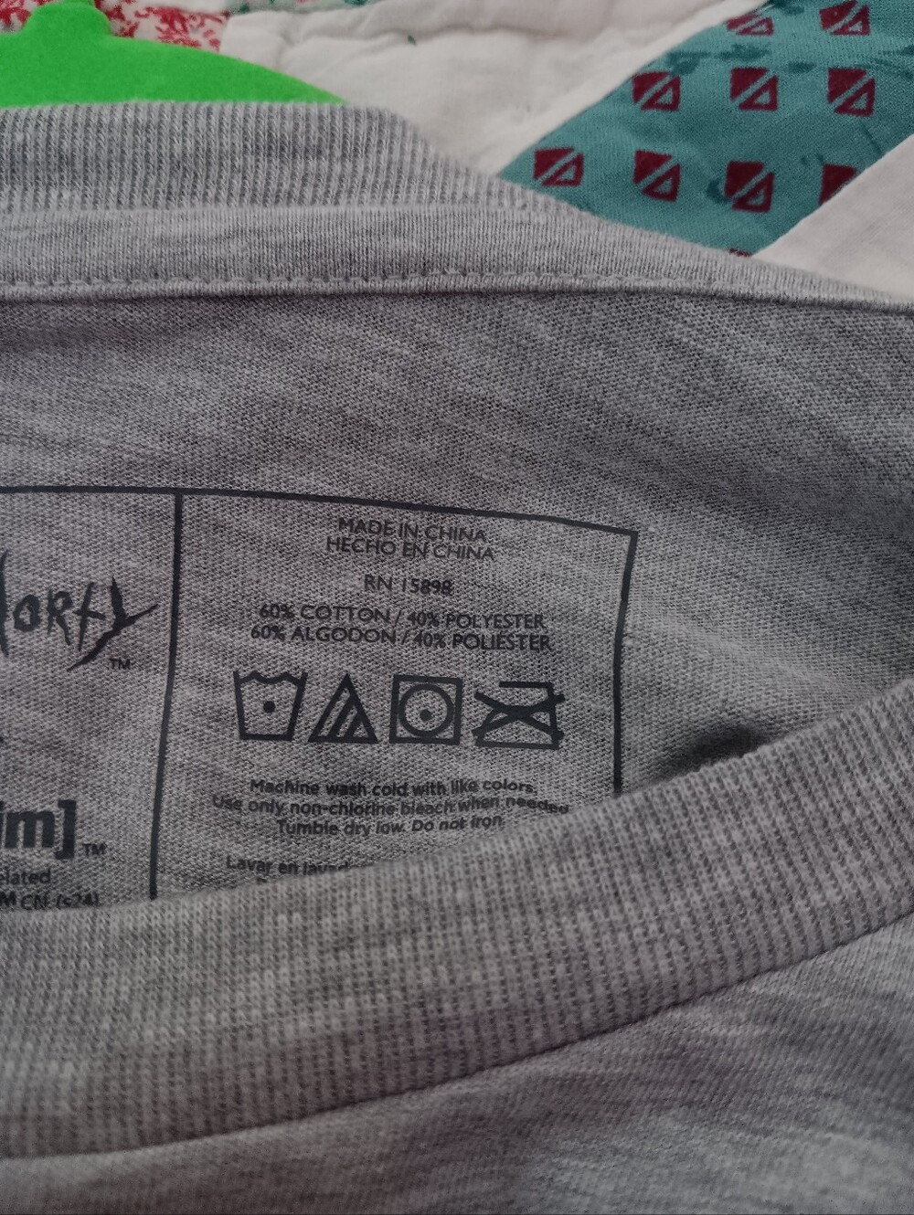 Rick & Morty T-Shirt - Picture 5 of 10
